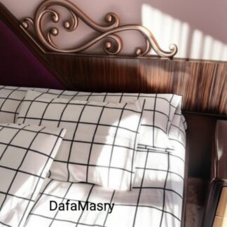 طقم سرير كبير ( نقشة مربعات )